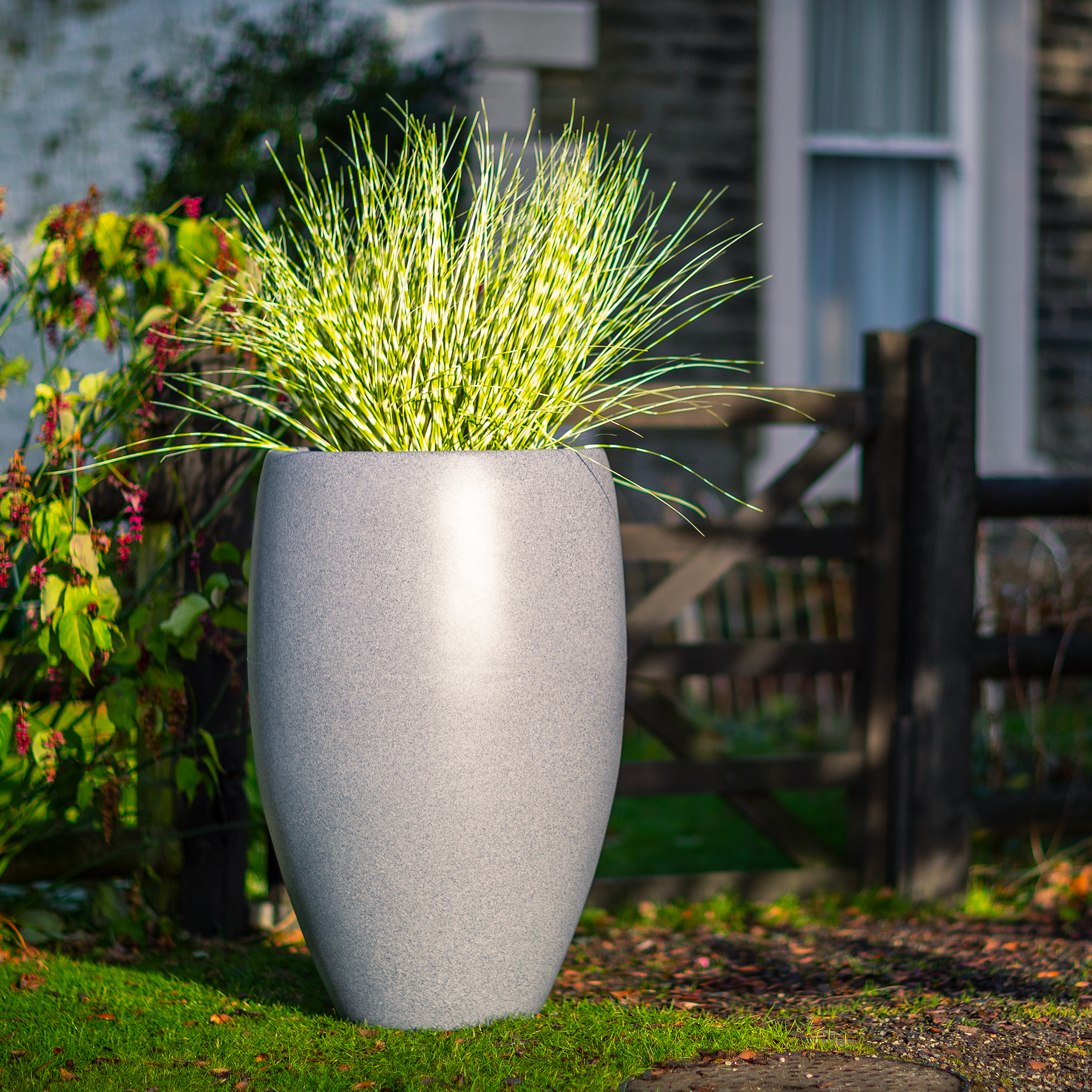 Havana-grey-granite-effect-plastic-planter-by-europlanters