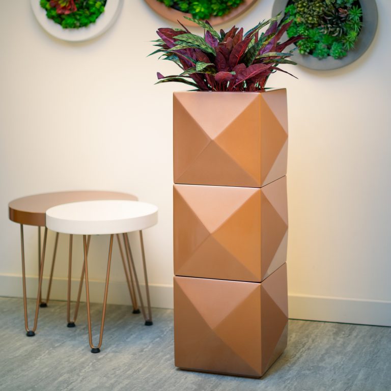 ISOCUBE-PLANTER-BY-EUROPLANTERS