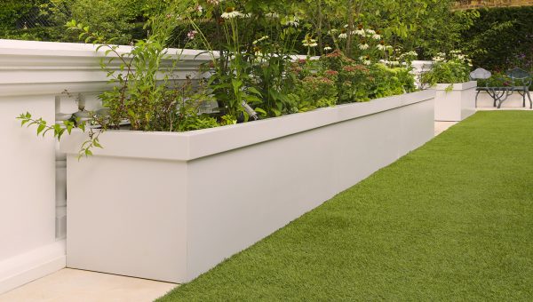 KNIGHTSBRIDGE Planter in GRP