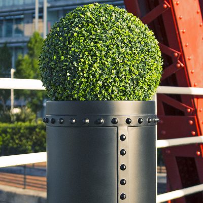 RIVET Effect Planter in GRP