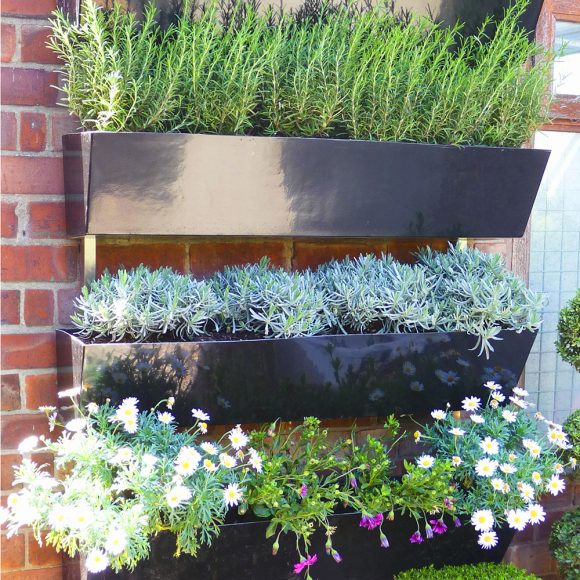 Wall Garden by Europlanters